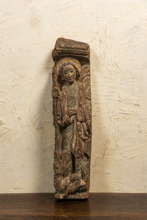 Relief en bois polychrome représentant Saint Georges, probablement 14/15ème