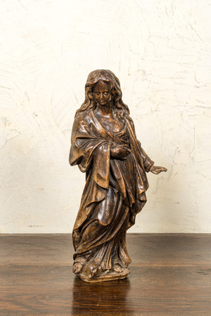 Marie Madeleine en noyer sculpté, 17ème