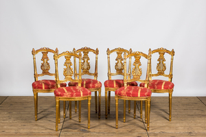 Six chaises de style néo-classique en bois doré, 20ème