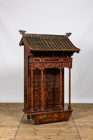 Autel de maison en bois sculpté, Chine, 19ème