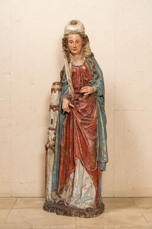 Grande Sainte Barbe en bois sculpté et polychromé, Pays-Bas méridionaux, milieu du 16ème
