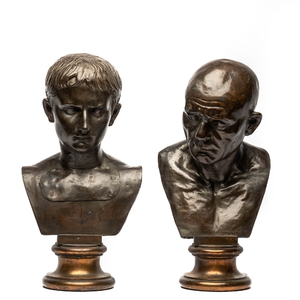 Paire de bustes d'hommes en cuivre patiné bronze d'après les antiques, probablement Italie, 19/20ème