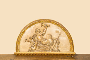 Relief en bois polychrome représentant Pan et bacchantes, 19ème