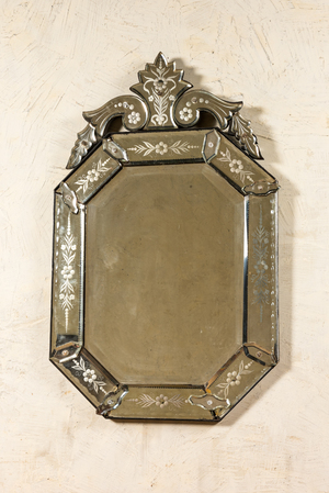 Miroir en verre gravé, Venise, Italie, 20ème